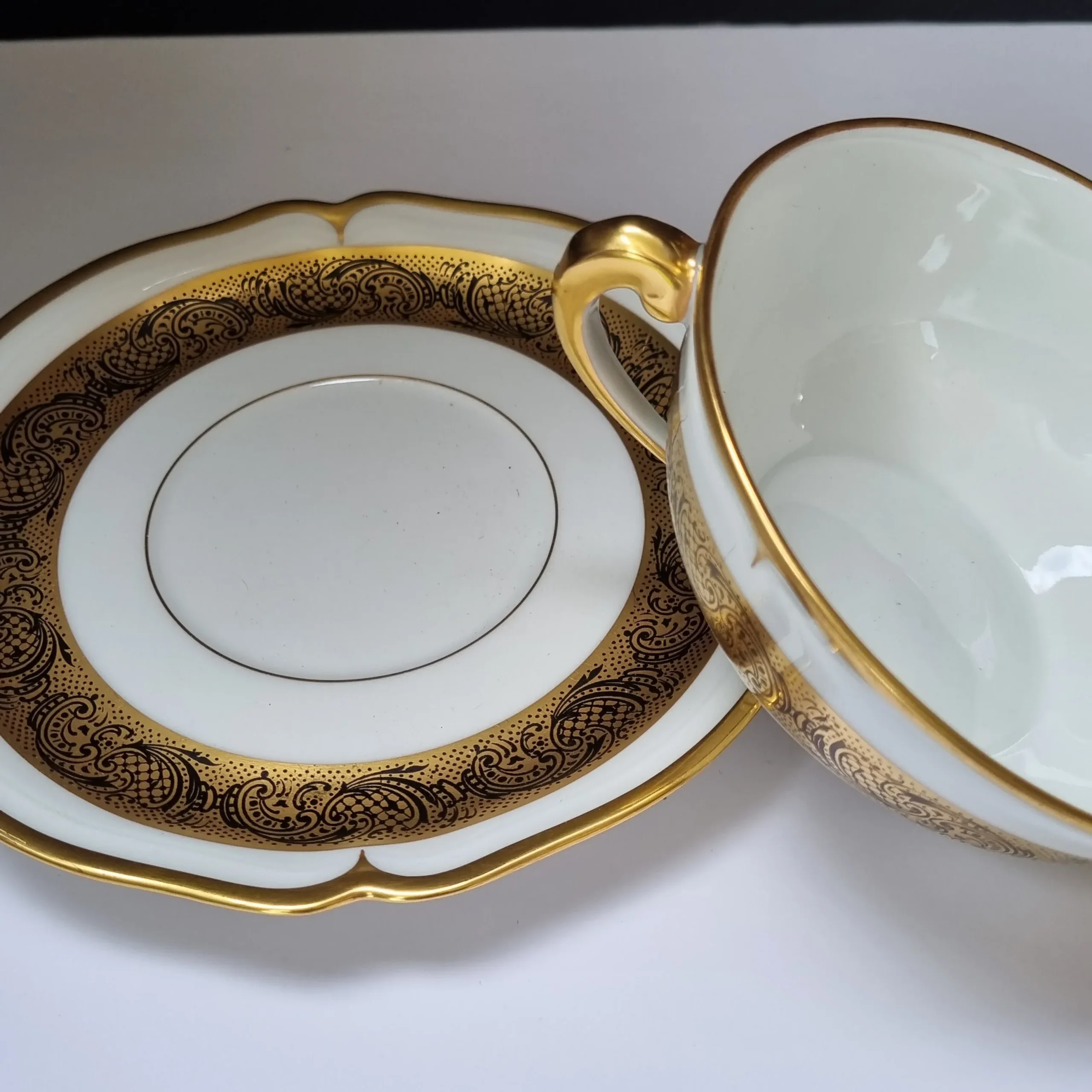 12 juegos de tazas de consomé de Limoges - Imagen 2