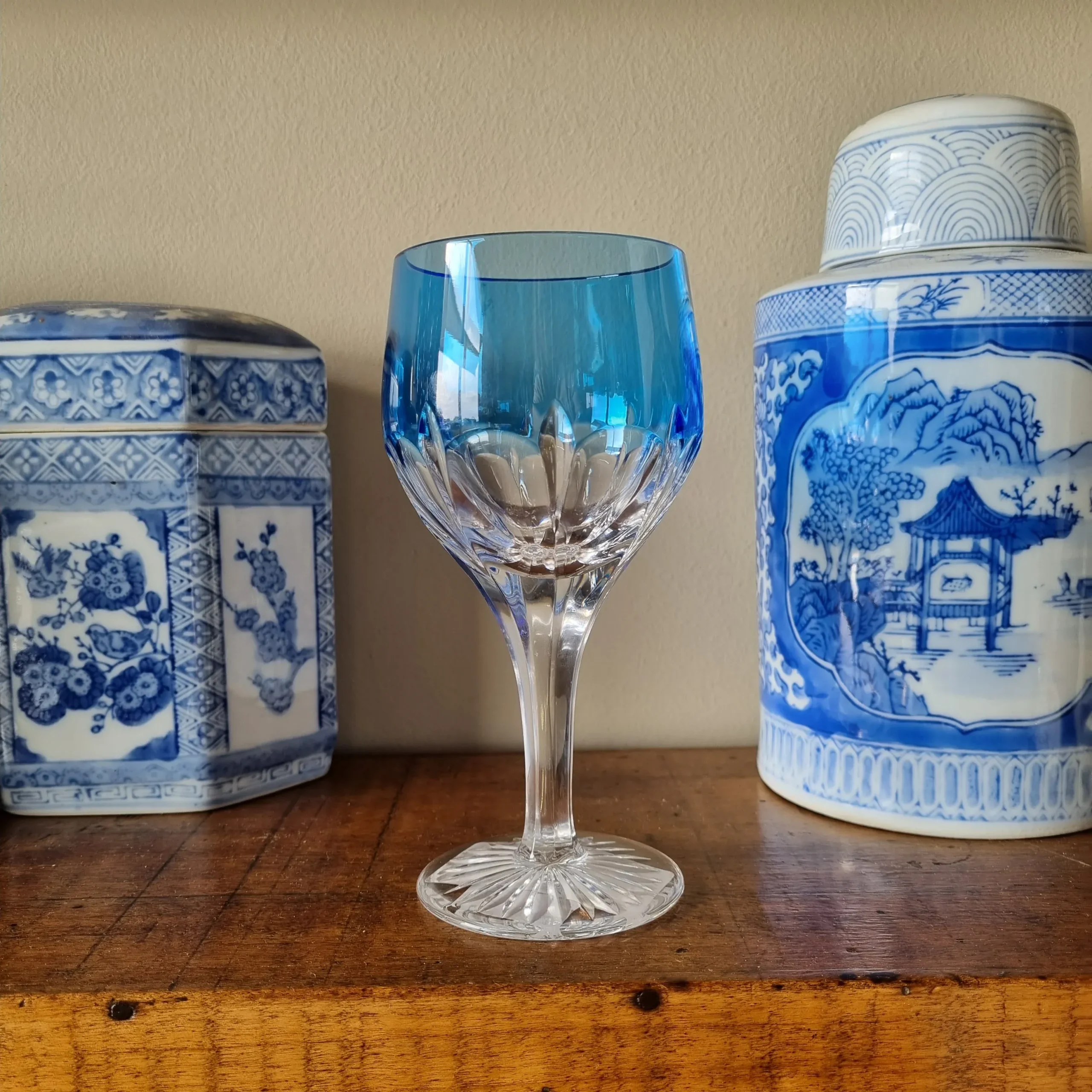 6 copas de vino, cristal azul, De Lamerie - Imagen 8