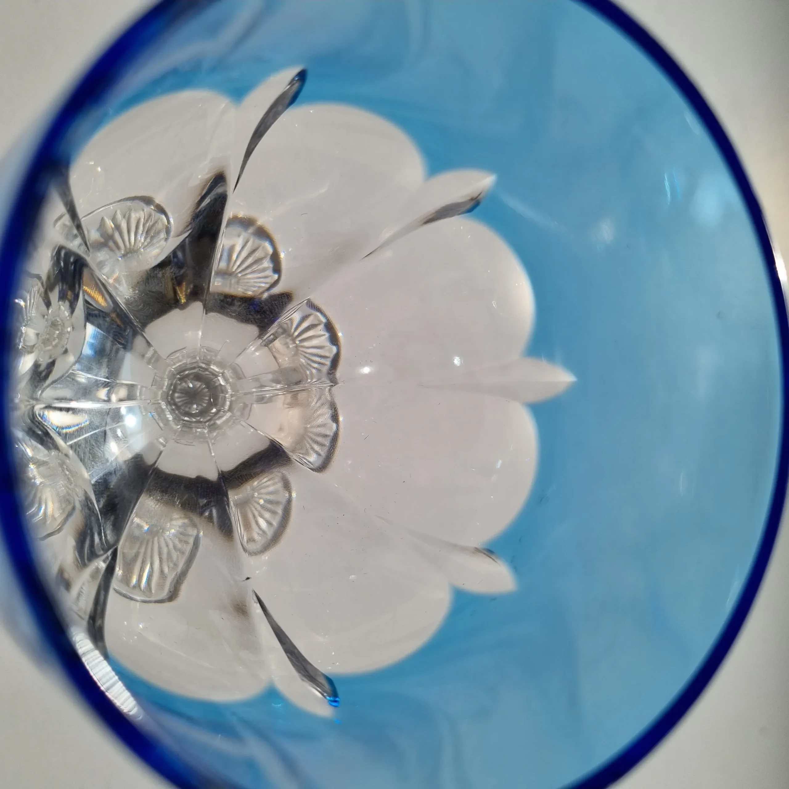 6 copas de vino, cristal azul, De Lamerie - Imagen 3