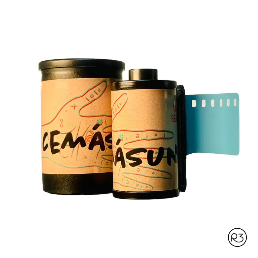 Docemásuno película negativa B&W 13 ISO – 36 exp.